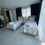 펜션 Four Seasons Life By Sea Homes Aglantzia